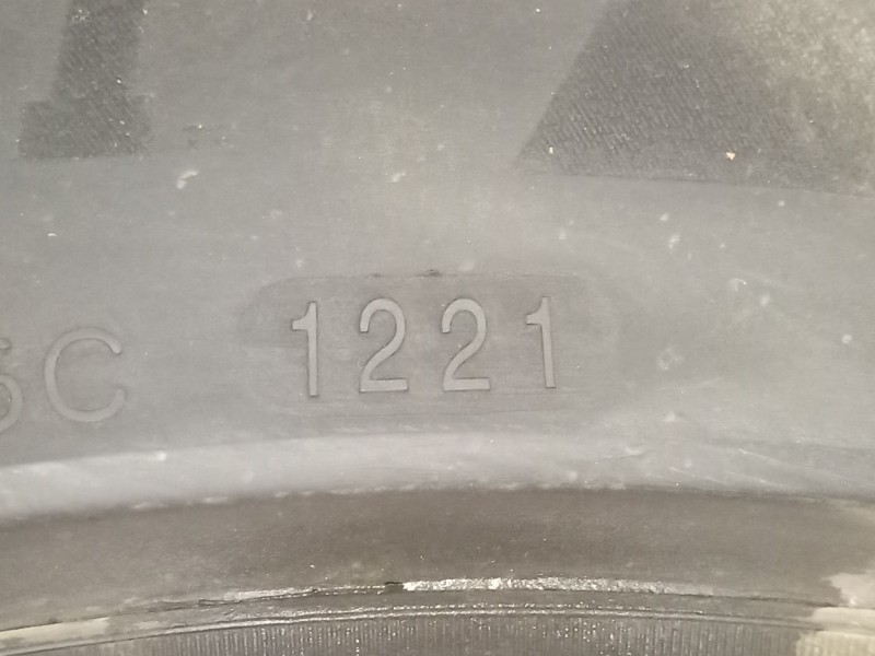 Recambio de neumaticos para » otros... sin categoria   referencia OEM IAM 1955015 1955015 1955015